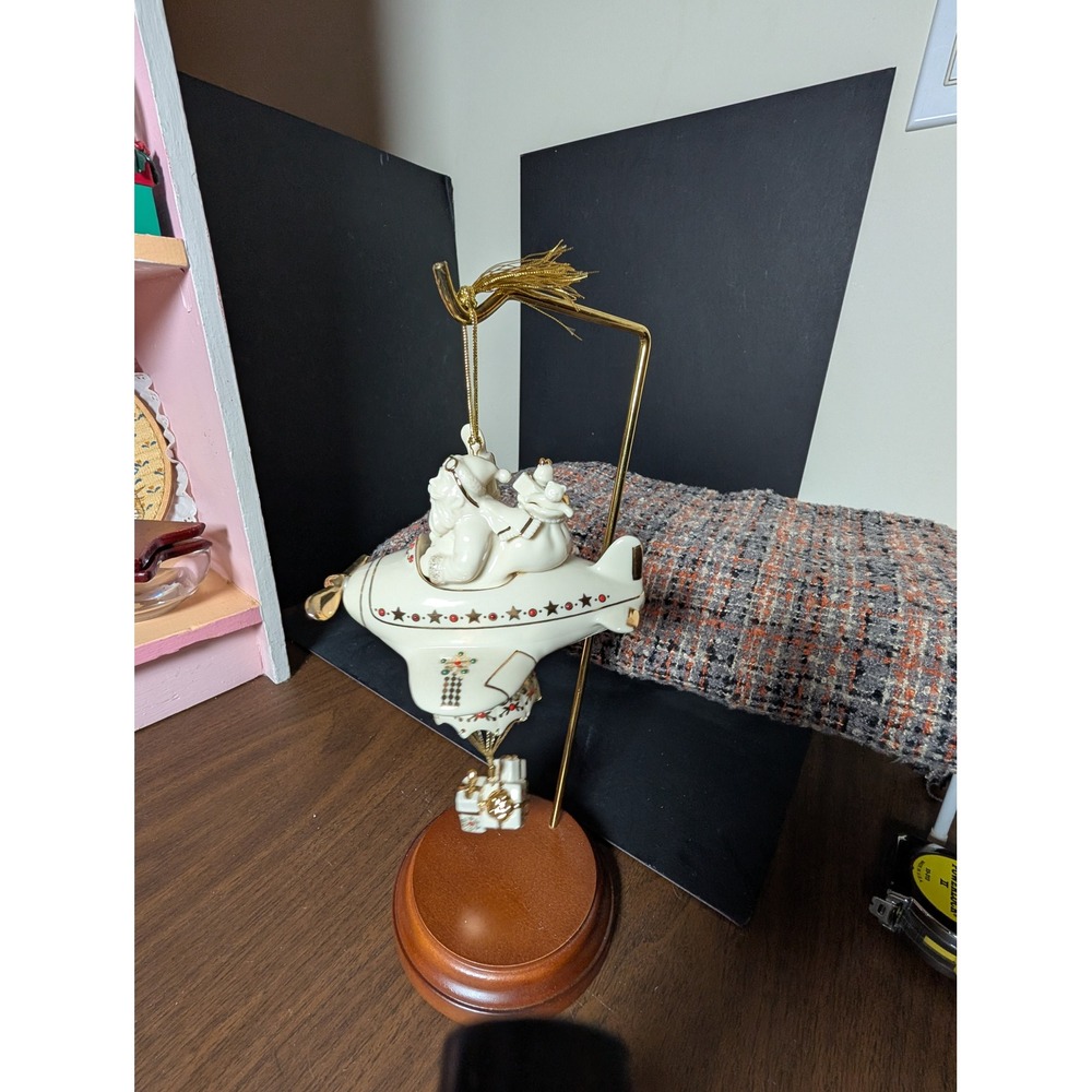 Lenox Musical Santa in Airplane Around the World Ornament with Display